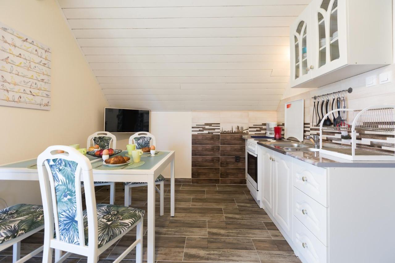 Holiday House Шиофок Экстерьер фото