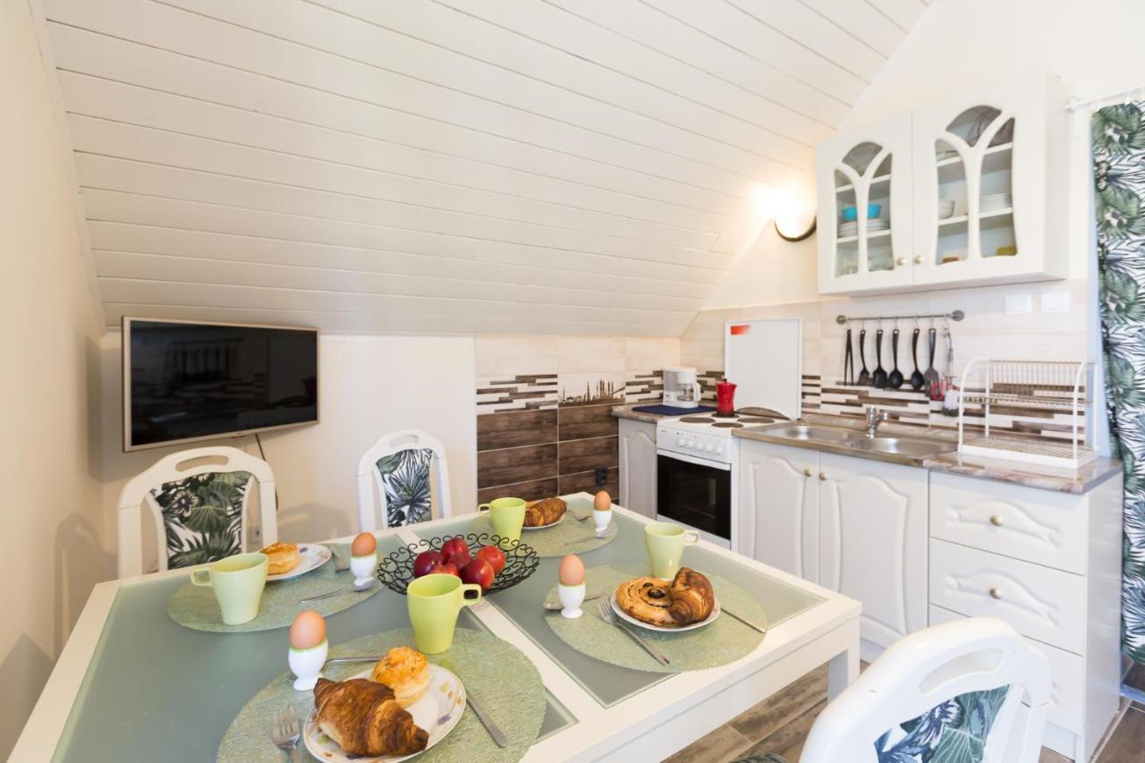Holiday House Шиофок Экстерьер фото