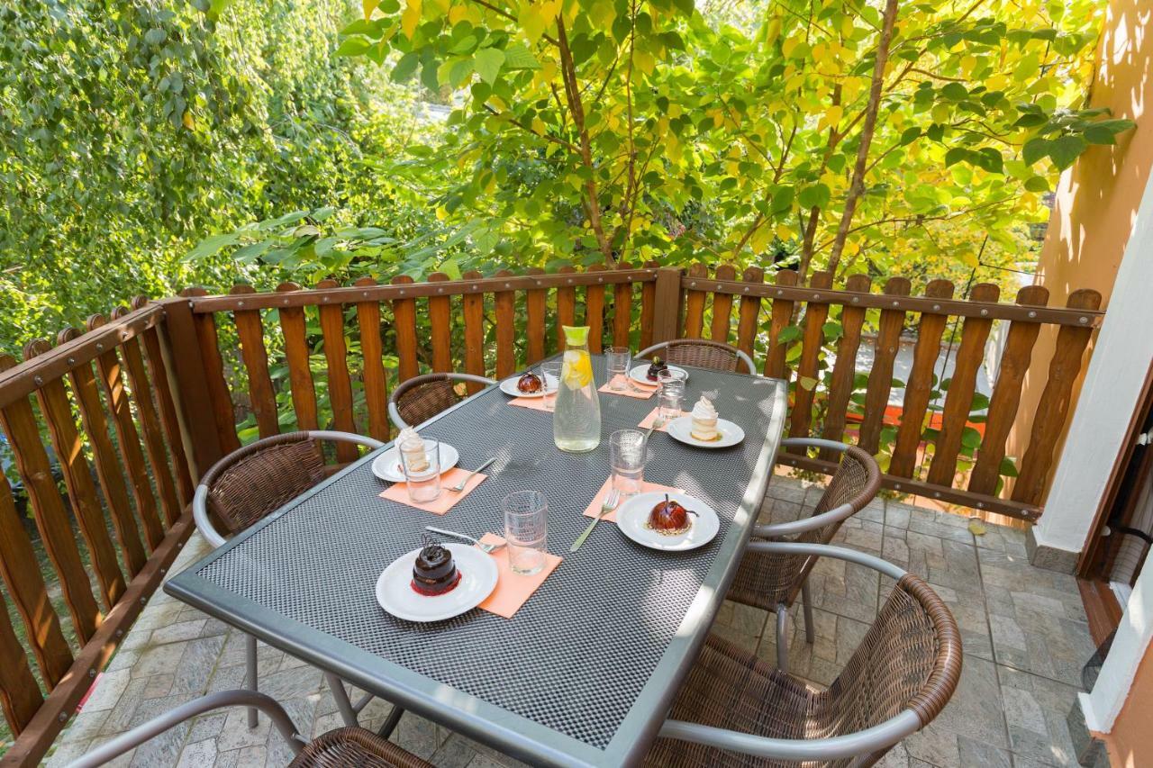 Holiday House Шиофок Экстерьер фото